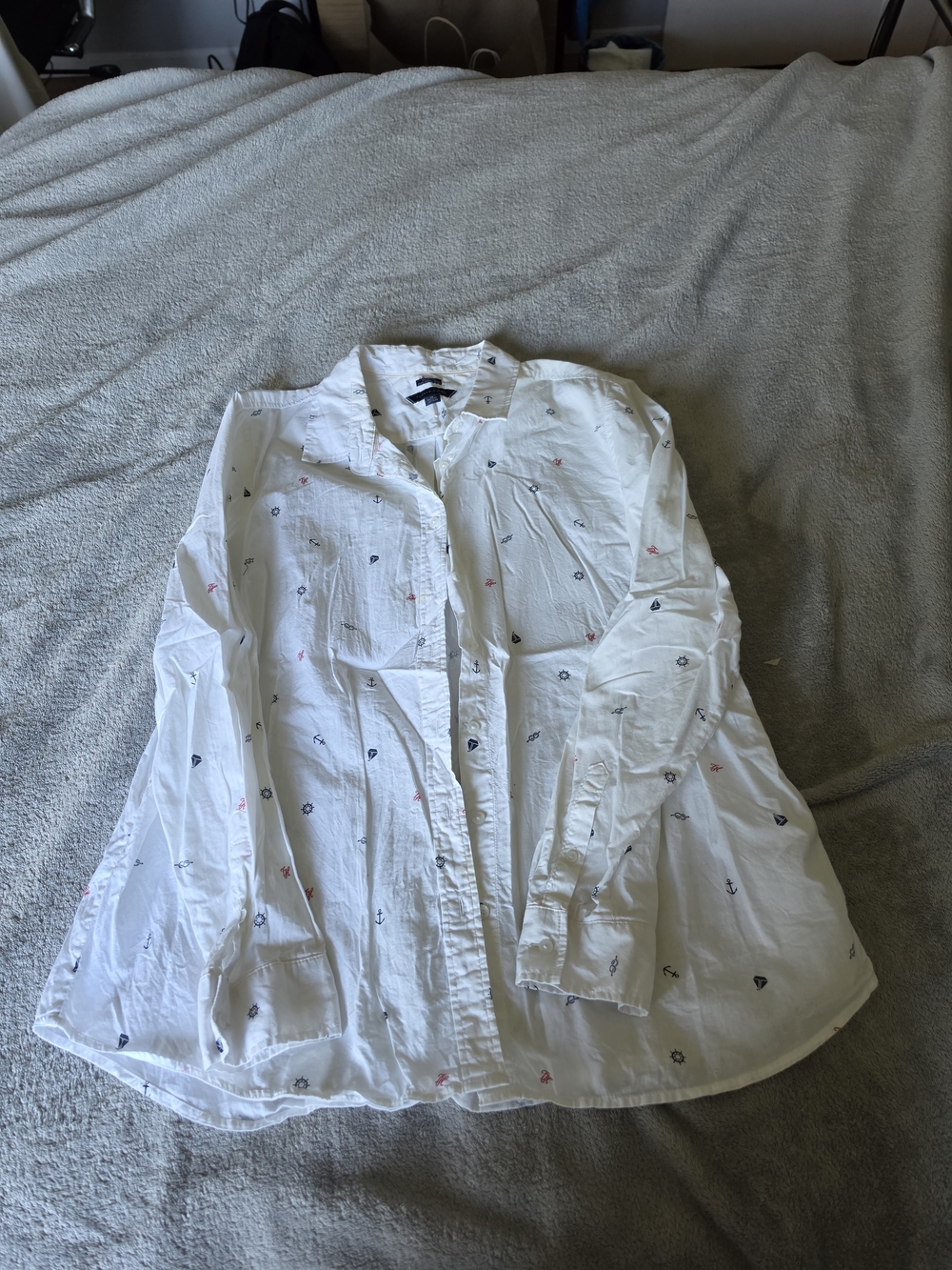 Tommy Hilfiger White Button-Down Shirt with Navy and Pink Nautical Motifs